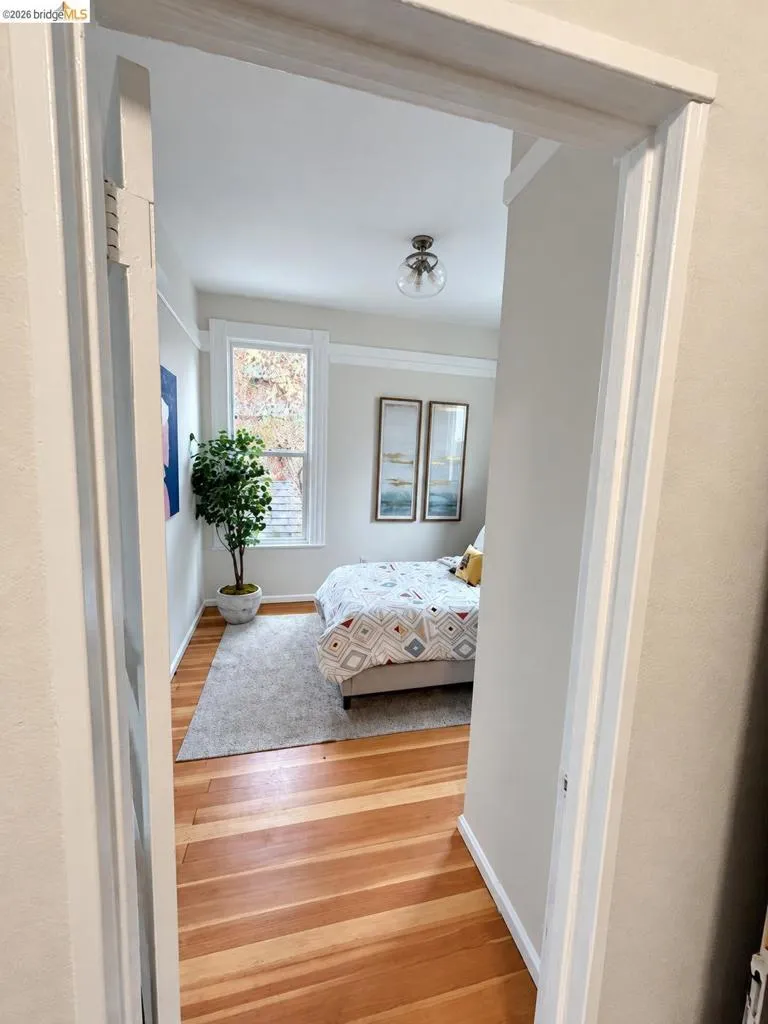 1324 Burnett Berkeley, CA 94702