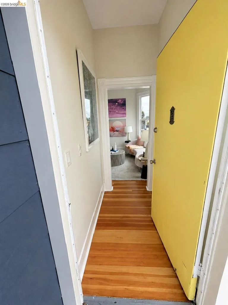 1324 Burnett Berkeley, CA 94702