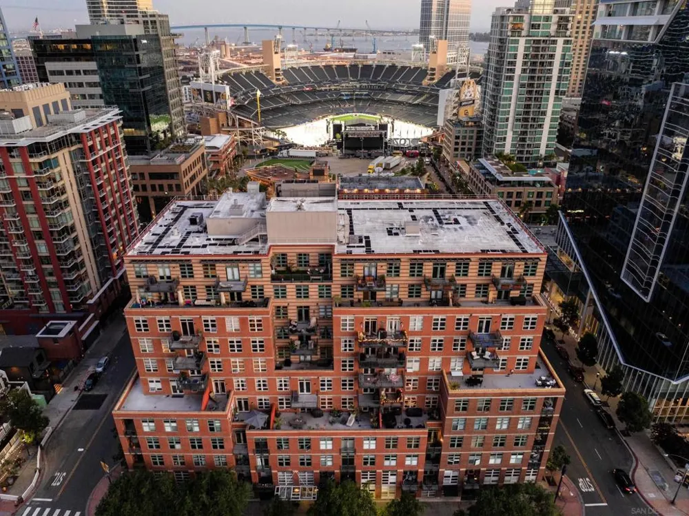 877 Island Ave #203 San Diego, CA 92101