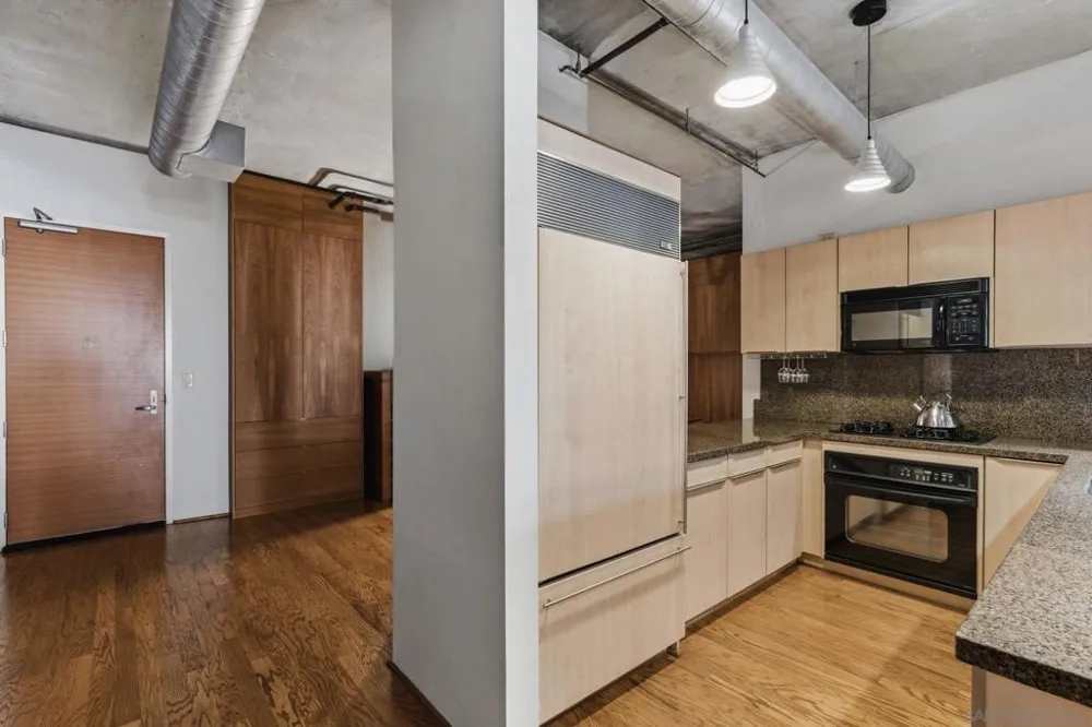 877 Island Ave #203 San Diego, CA 92101