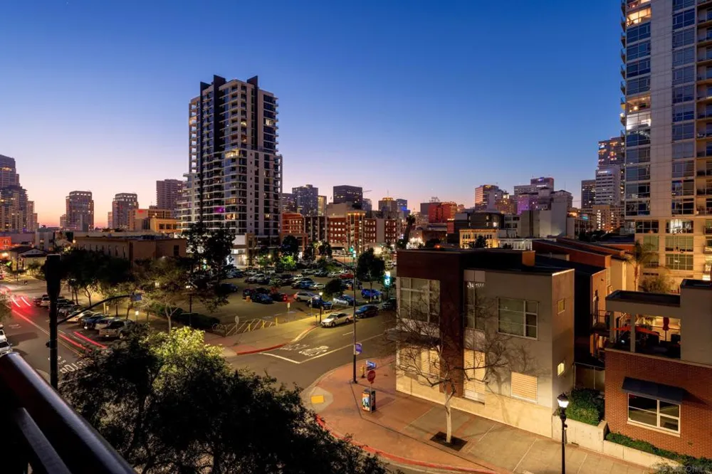 877 Island Ave #203 San Diego, CA 92101