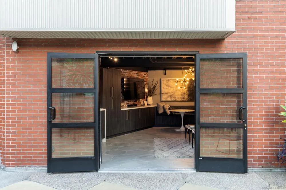 877 Island Ave #203 San Diego, CA 92101