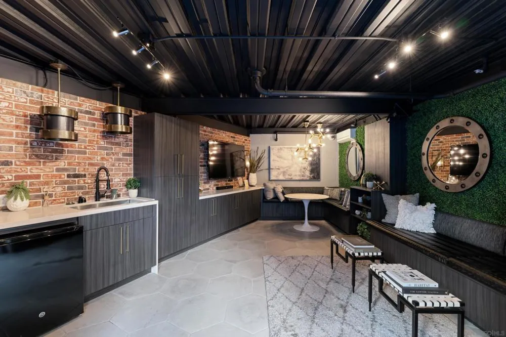877 Island Ave #203 San Diego, CA 92101