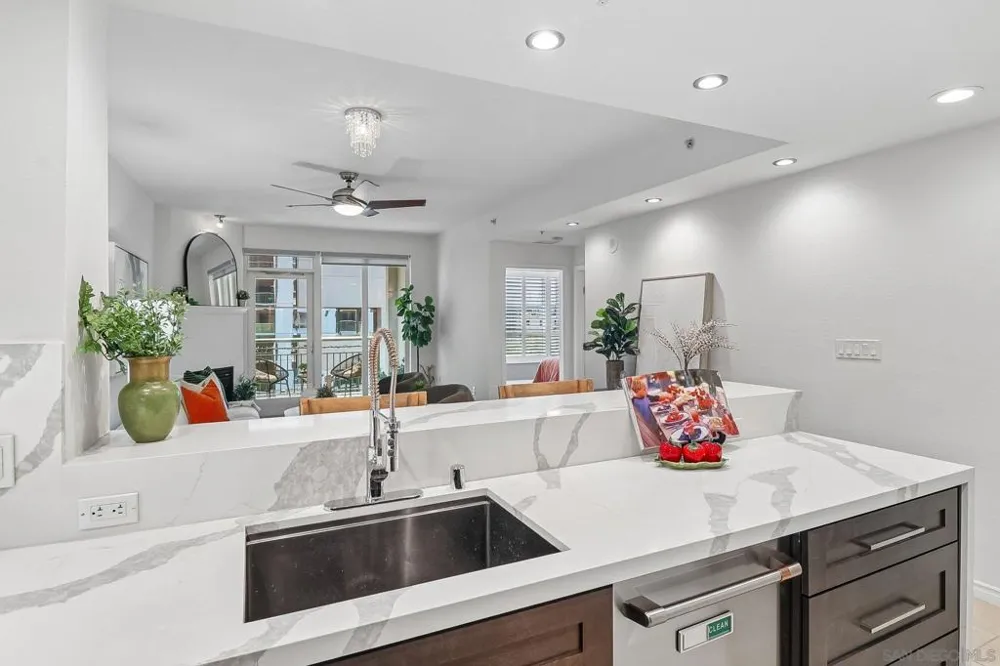 1240 India St #506 San Diego, CA 92101