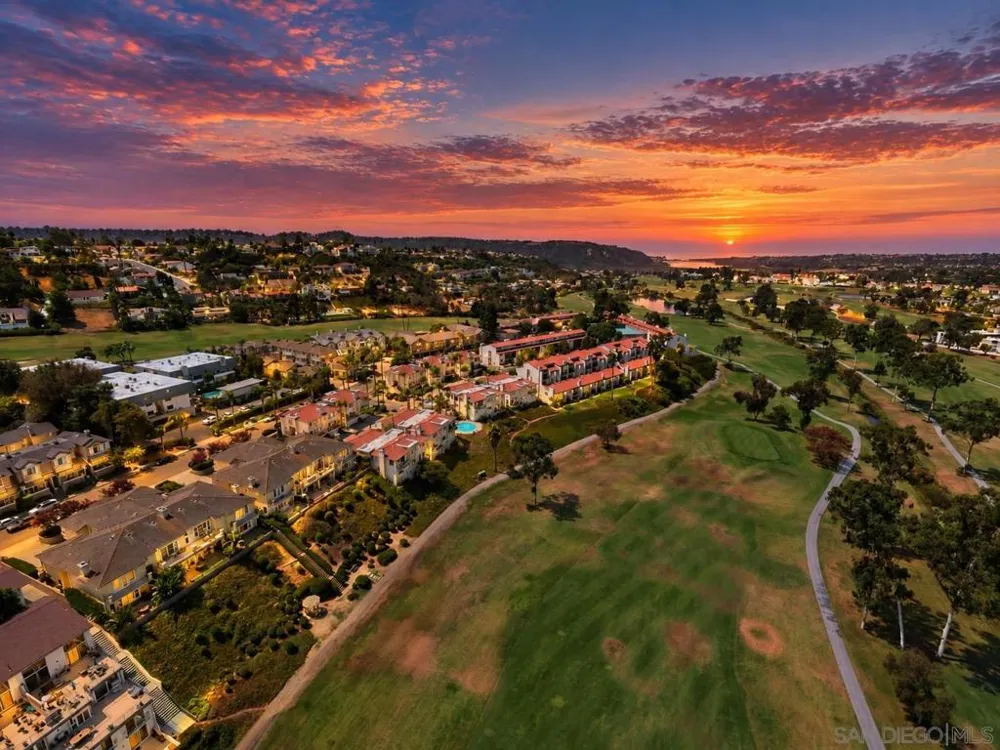 2538 Navarra Dr #D Carlsbad, CA 92009