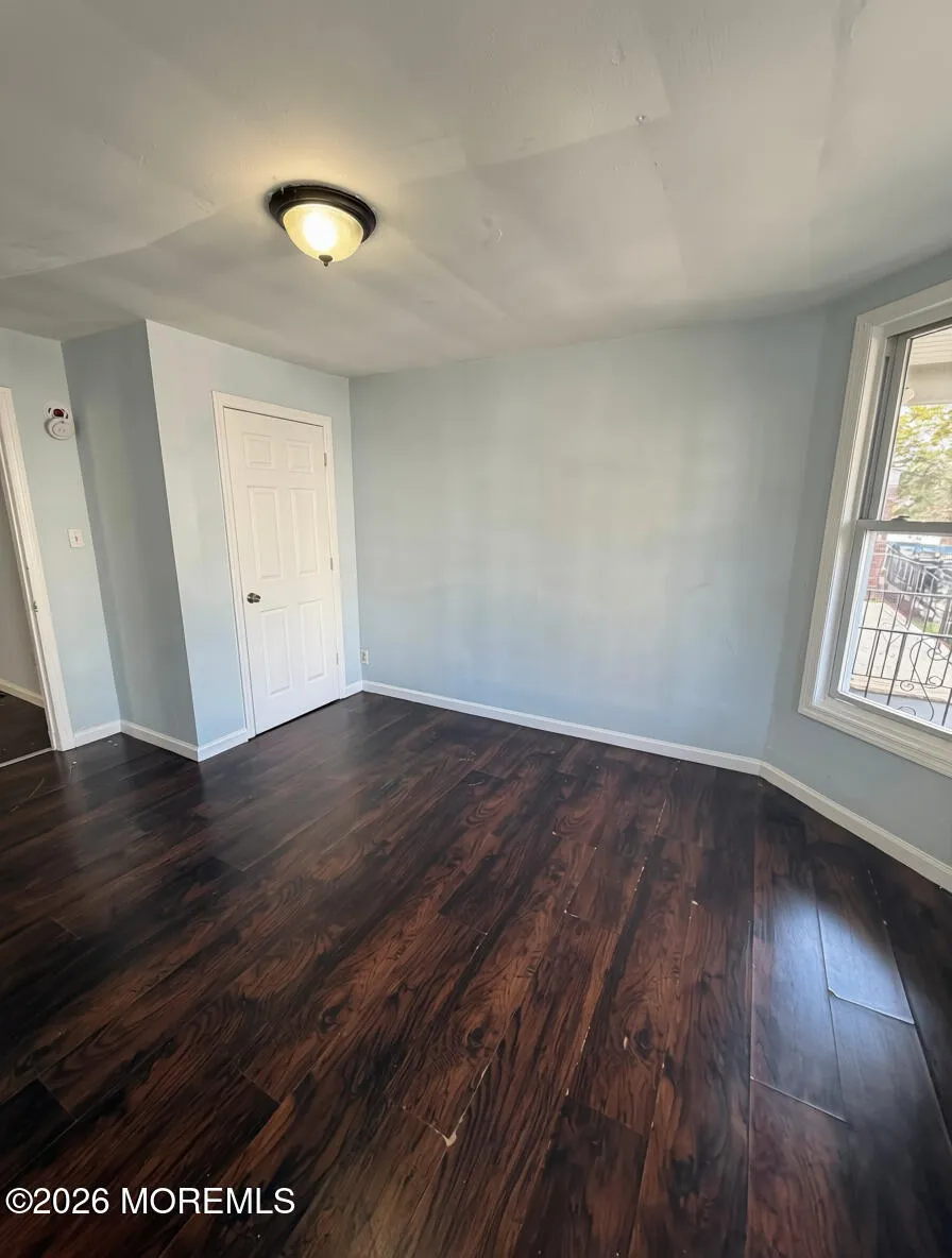 1060 Bond Street #1 Elizabeth, NJ 07201