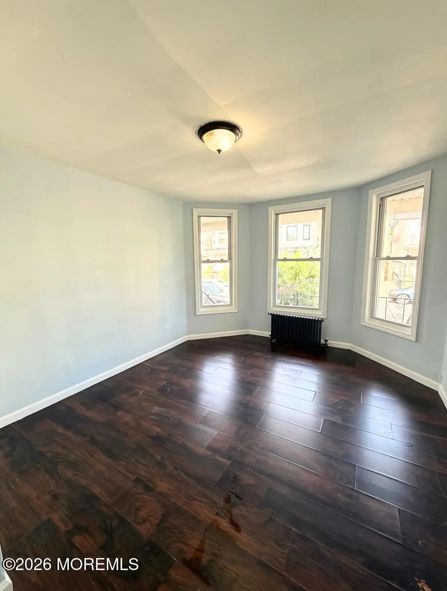 1060 Bond Street #1 Elizabeth, NJ 07201