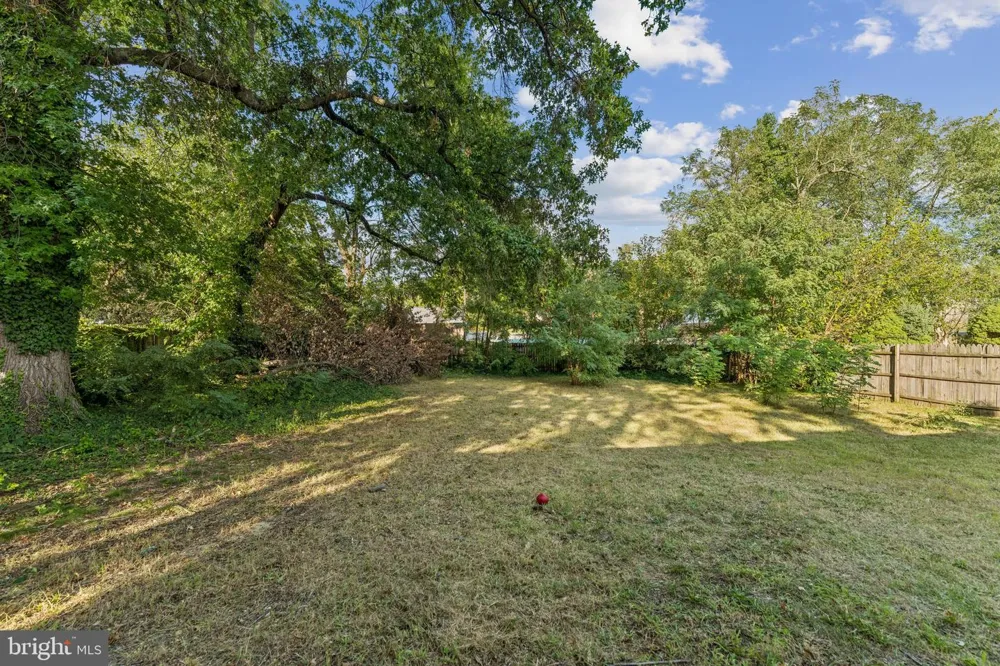 6906 KINGSTON DRIVE Temple Hills, MD 20748