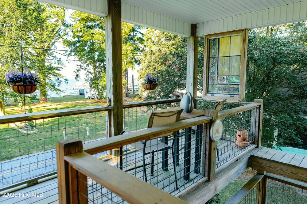 998 Bayview Road Bath, NC 27808