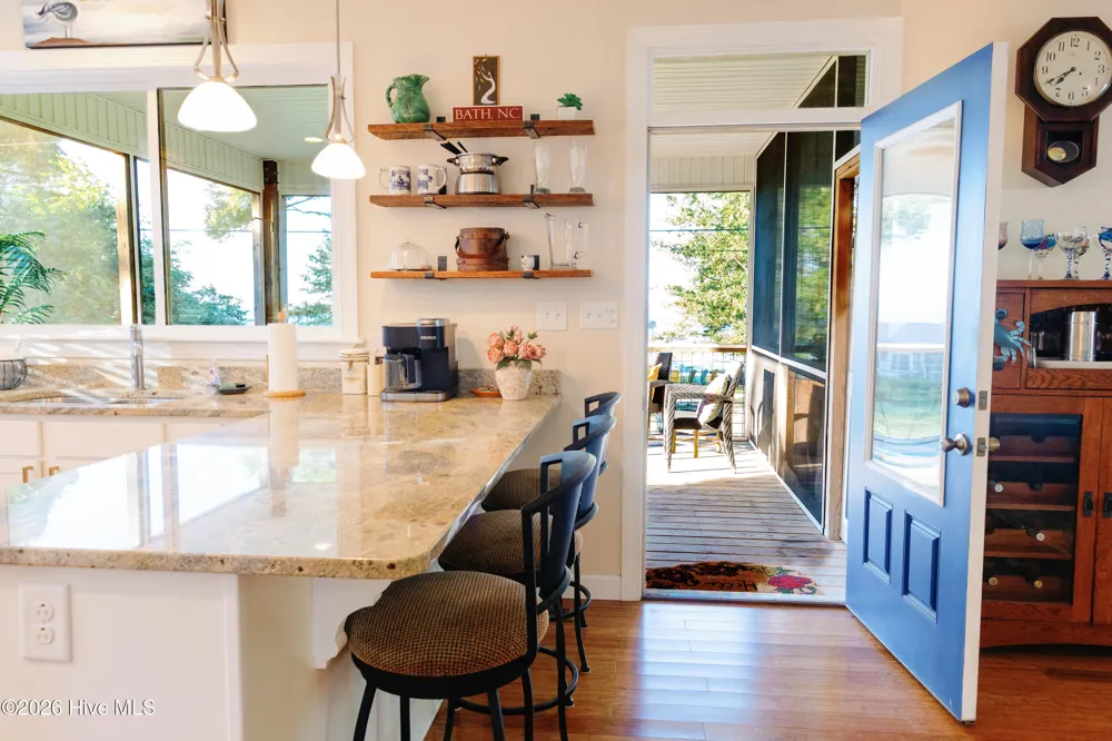 998 Bayview Road Bath, NC 27808