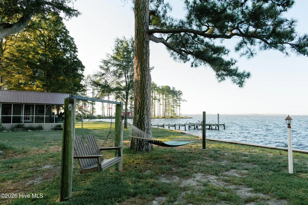 998 Bayview Road Bath, NC 27808