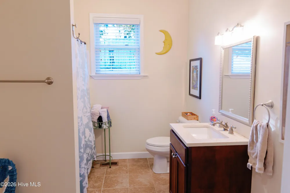 998 Bayview Road Bath, NC 27808