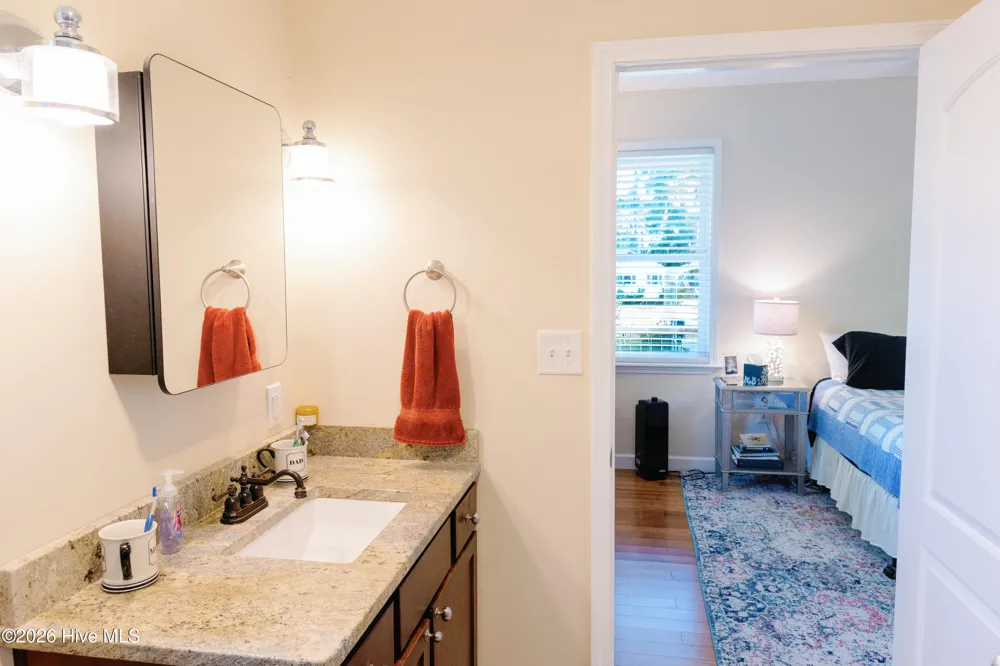 998 Bayview Road Bath, NC 27808
