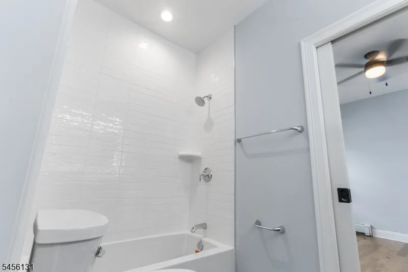 382 5Th Ave Paterson City, NJ 07514