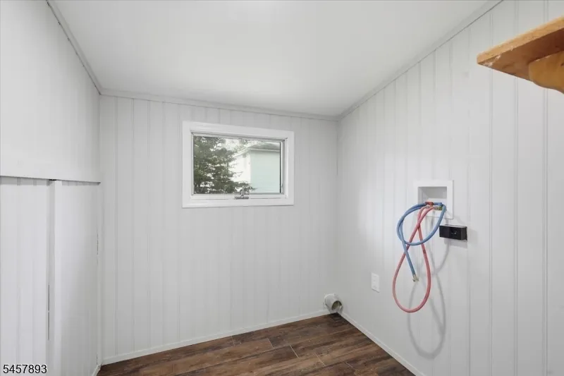 289 Hillcrest Dr Milford, NJ 08848
