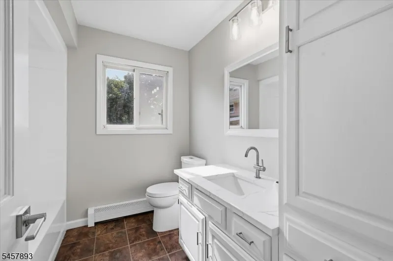 289 Hillcrest Dr Milford, NJ 08848