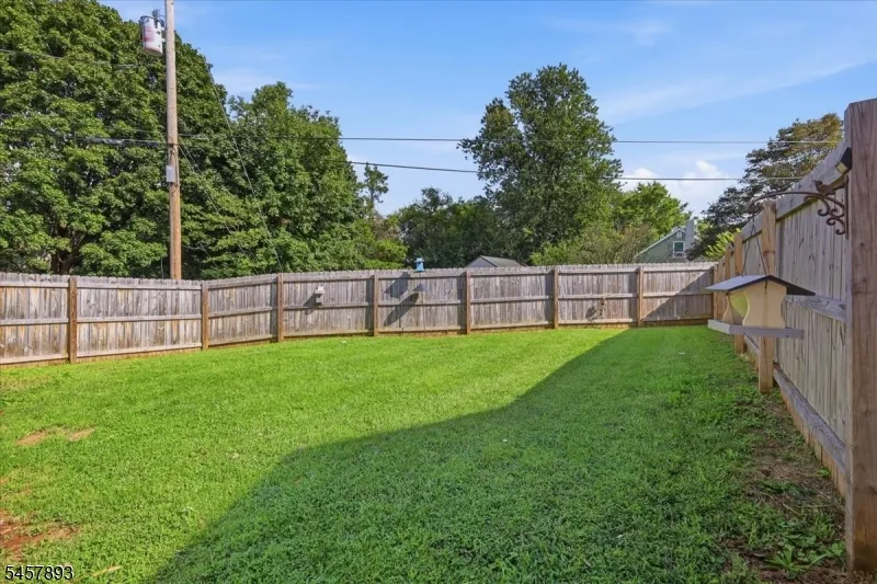 289 Hillcrest Dr Milford, NJ 08848