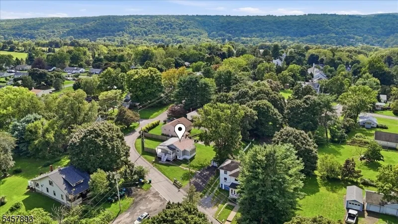 289 Hillcrest Dr Milford, NJ 08848