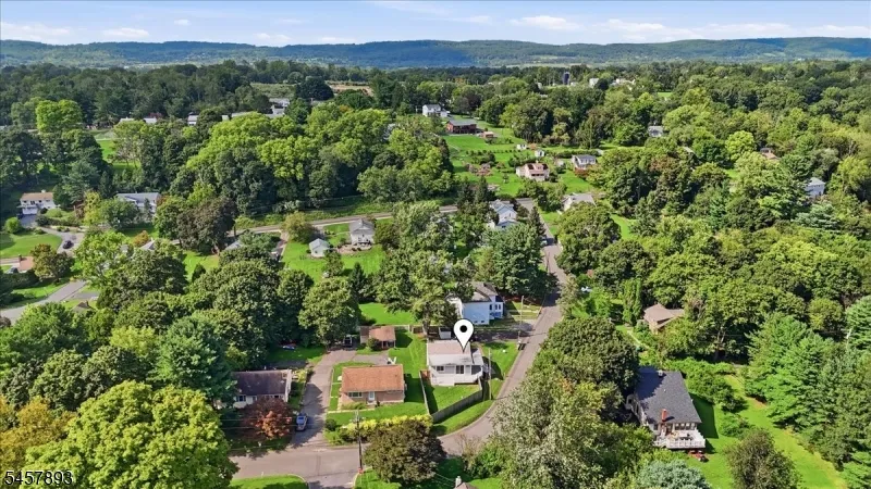 289 Hillcrest Dr Milford, NJ 08848