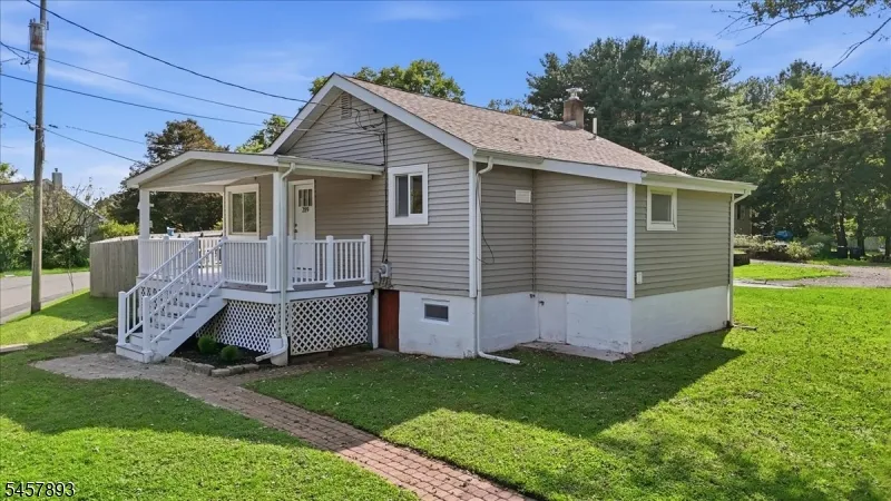 289 Hillcrest Dr Milford, NJ 08848