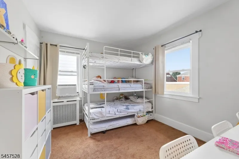 32 Barrington Ave Clifton City, NJ 07011