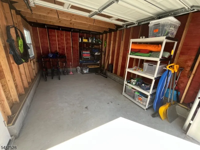32 Barrington Ave Clifton City, NJ 07011