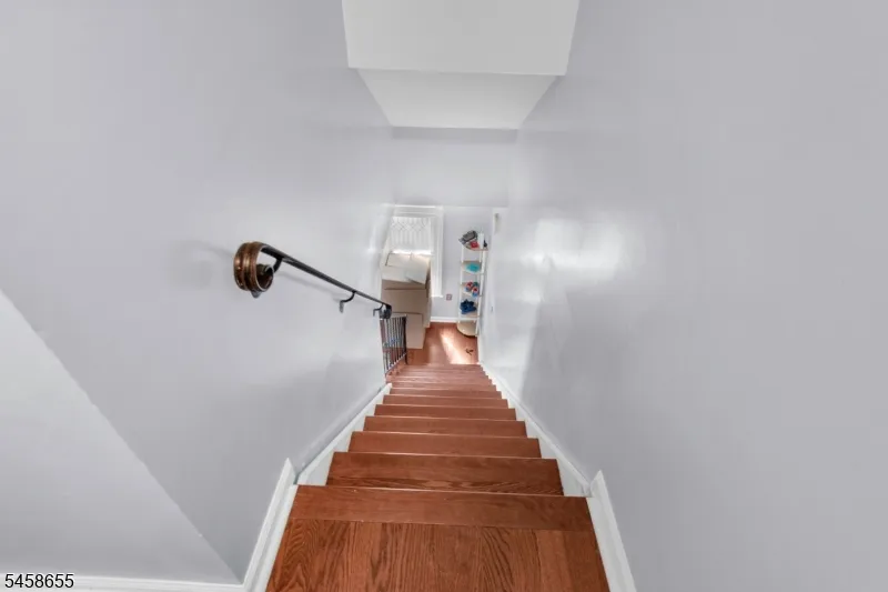 664 Irvington Ave #6 Unit 6 Maplewood, NJ 07040