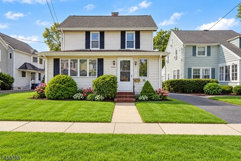 16 Jaqui Ave Morris Plains, NJ 07950
