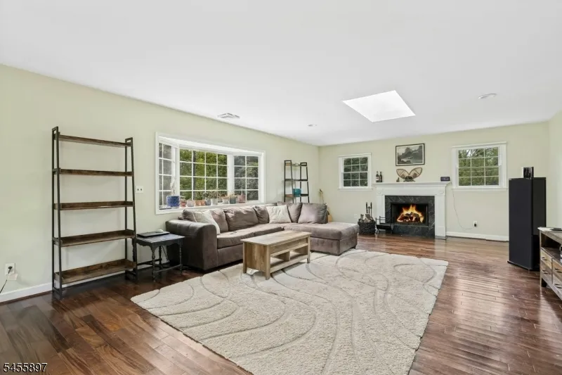 751 Peters Ln Bridgewater, NJ 08836