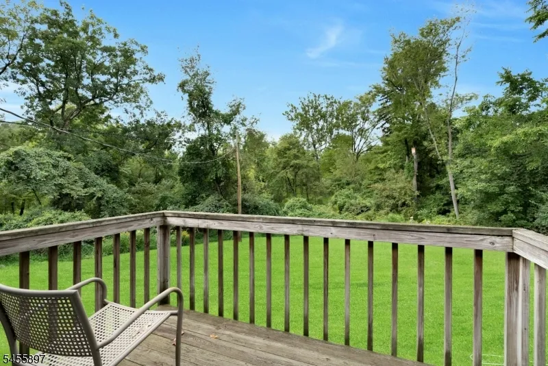 751 Peters Ln Bridgewater, NJ 08836