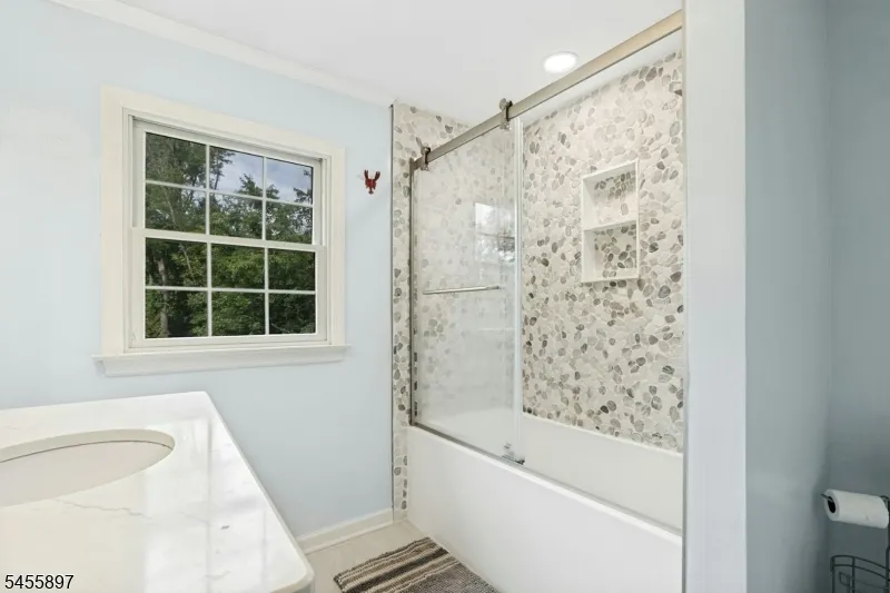 751 Peters Ln Bridgewater, NJ 08836