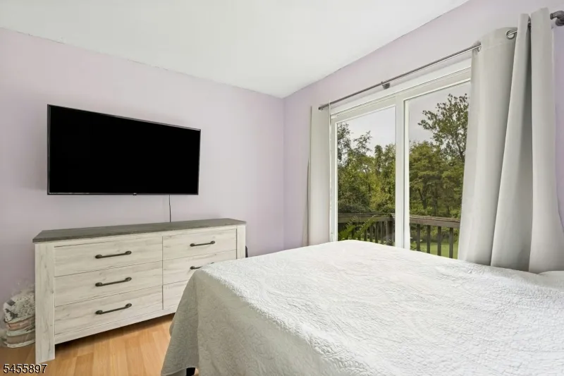 751 Peters Ln Bridgewater, NJ 08836
