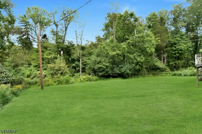 751 Peters Ln Bridgewater, NJ 08836