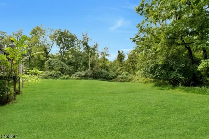 751 Peters Ln Bridgewater, NJ 08836