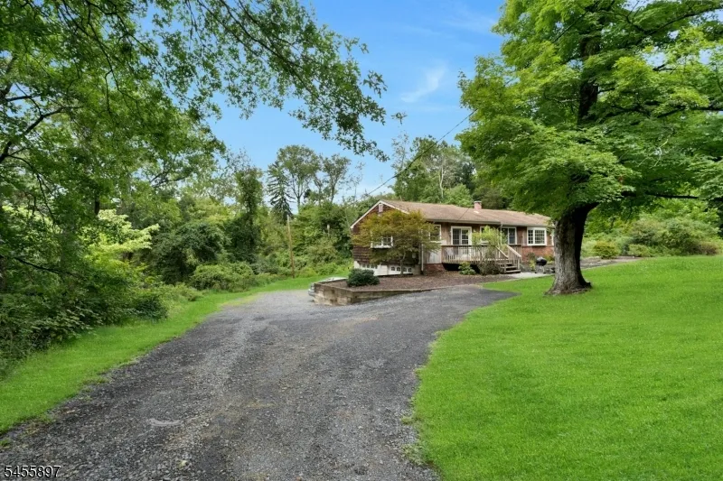 751 Peters Ln Bridgewater, NJ 08836