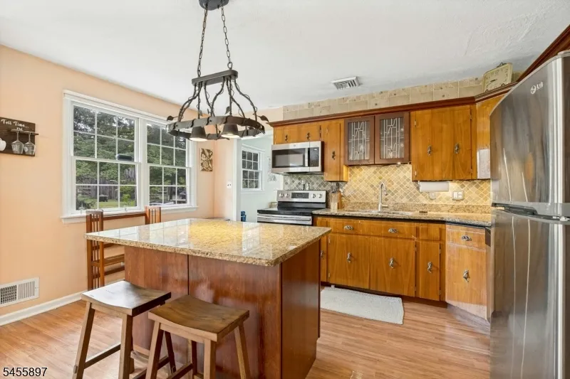751 Peters Ln Bridgewater, NJ 08836
