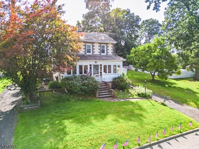 137 Mckinley Ave East Hanover, NJ 07936