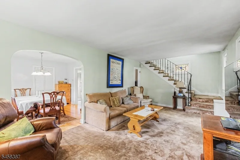 137 Mckinley Ave East Hanover, NJ 07936