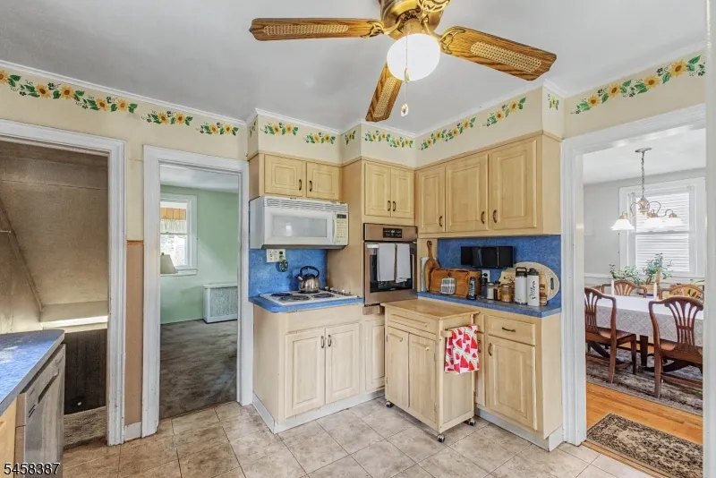 137 Mckinley Ave East Hanover, NJ 07936