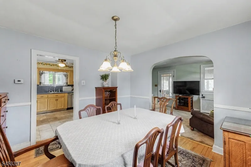 137 Mckinley Ave East Hanover, NJ 07936