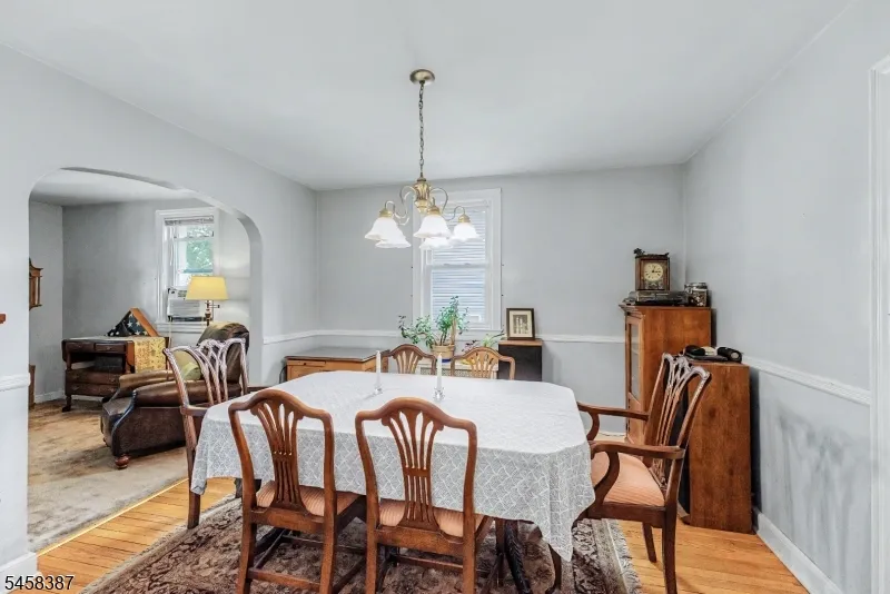 137 Mckinley Ave East Hanover, NJ 07936