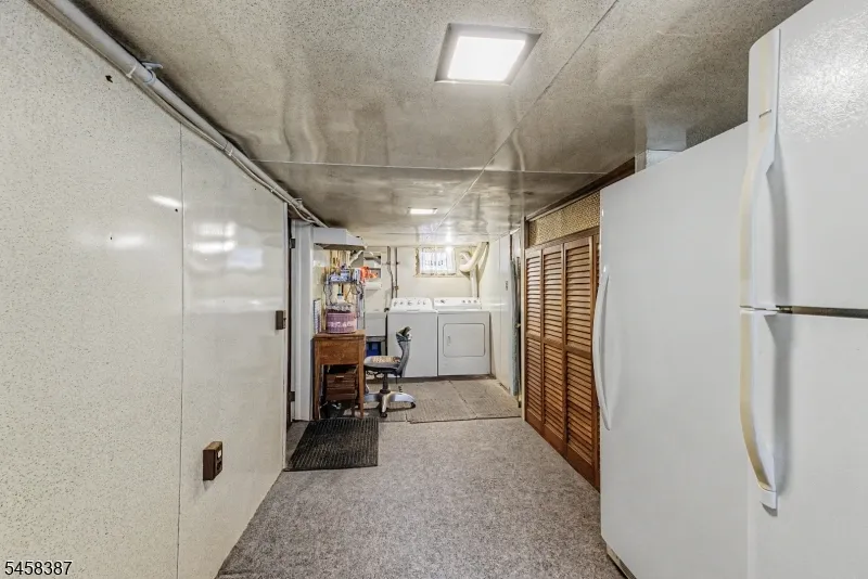 137 Mckinley Ave East Hanover, NJ 07936