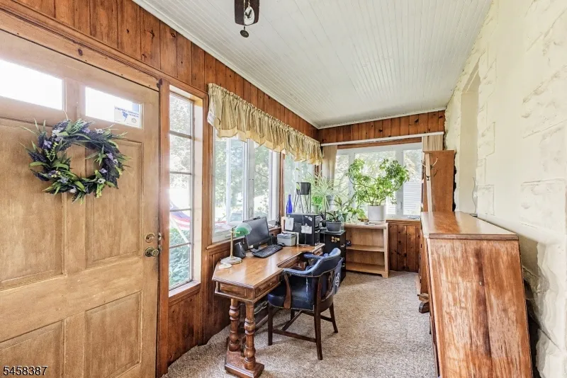 137 Mckinley Ave East Hanover, NJ 07936