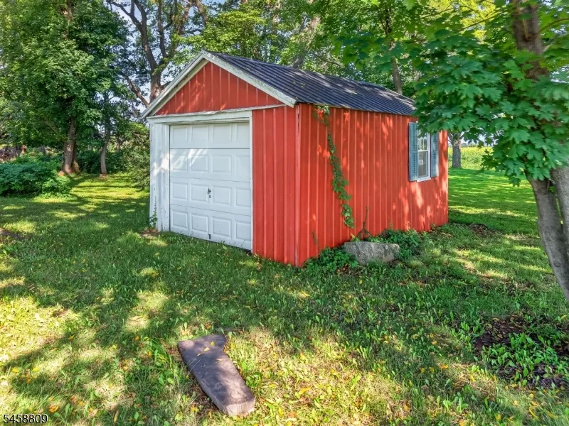 240 Willow Rd Hillsborough, NJ 08844