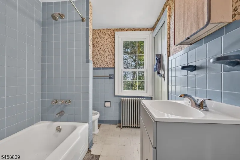 240 Willow Rd Hillsborough, NJ 08844