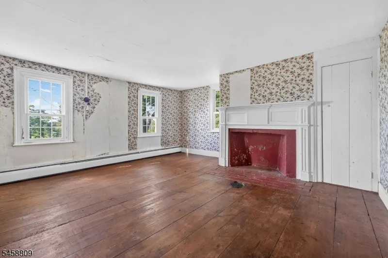 240 Willow Rd Hillsborough, NJ 08844