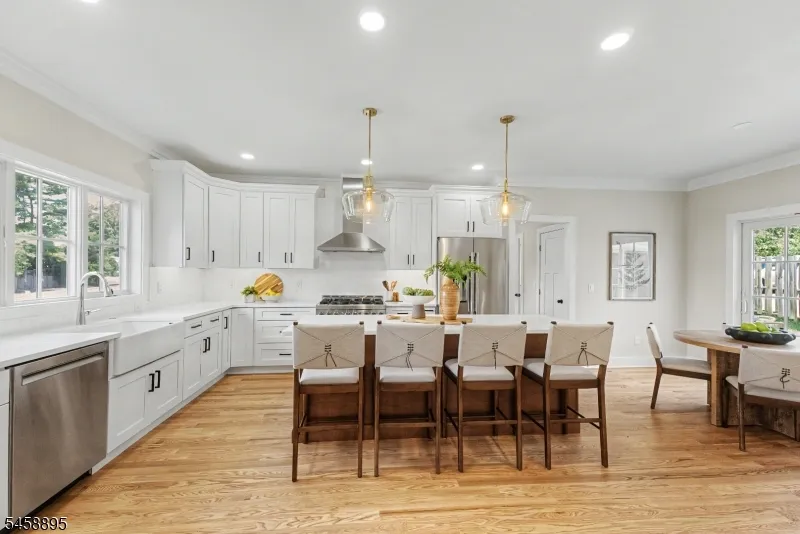 30 E Main St Mendham, NJ 07945