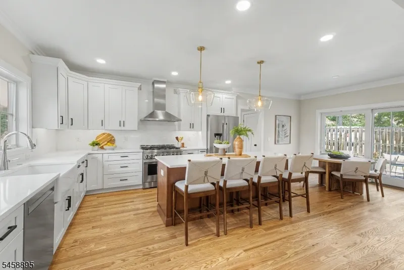 30 E Main St Mendham, NJ 07945