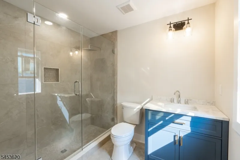 30 E Main St Mendham, NJ 07945