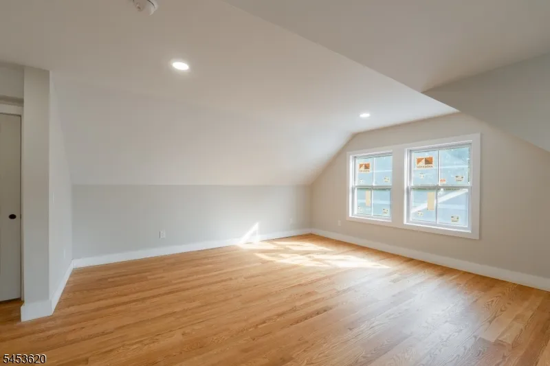 30 E Main St Mendham, NJ 07945